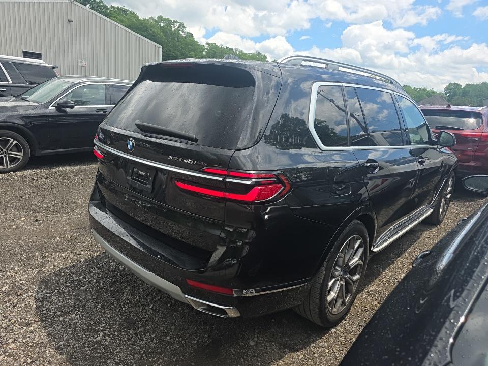 2024 BMW X7 xDrive40i AWD