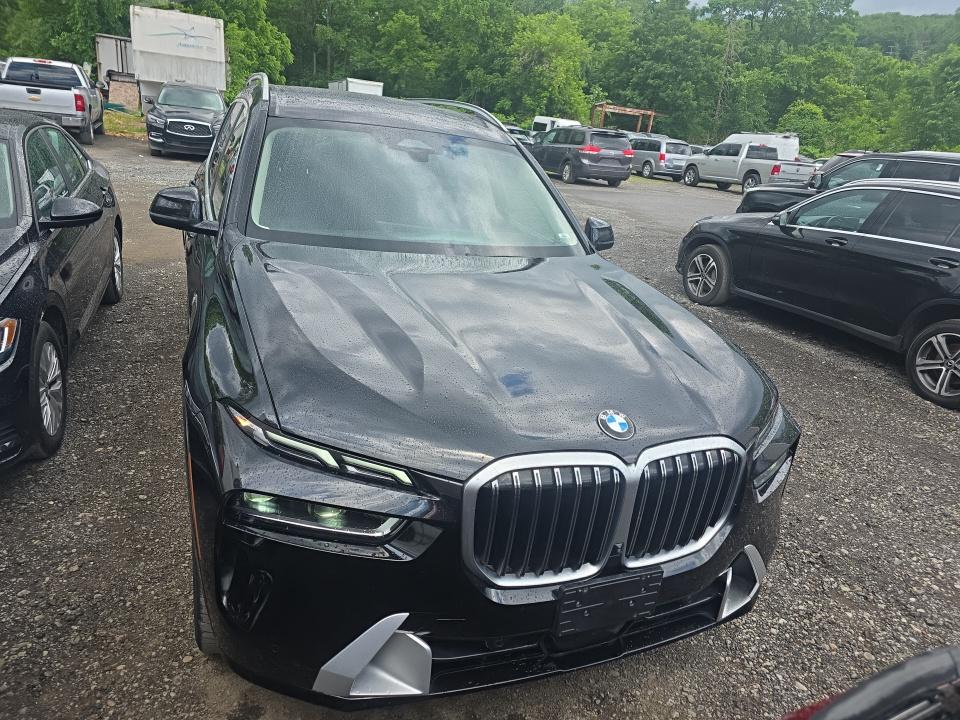 2024 BMW X7 xDrive40i AWD