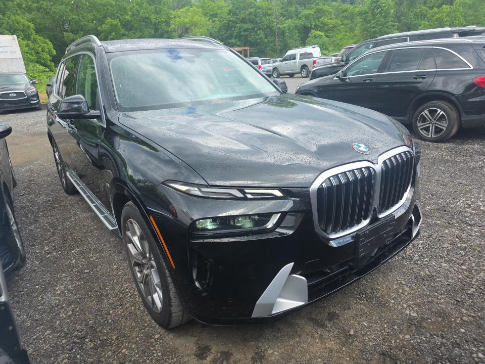 2024 BMW X7 xDrive40i AWD