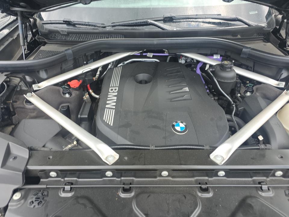 2024 BMW X7 xDrive40i AWD
