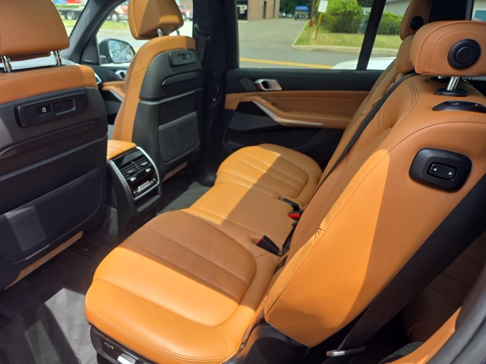 2021 BMW X7 xDrive40i AWD