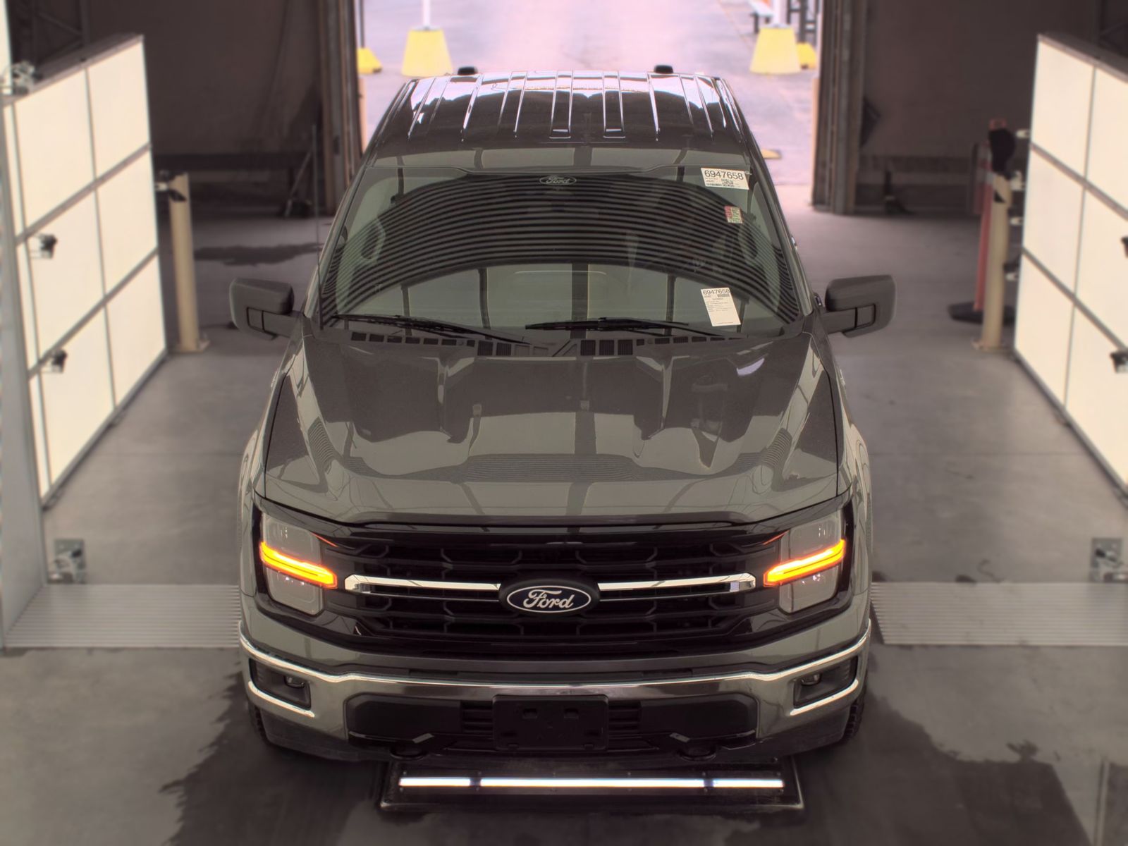 2025 Ford F-150 XLT AWD