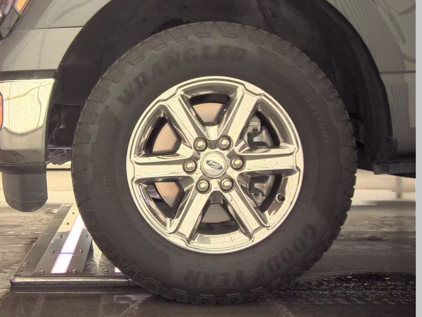 2025 Ford F-150 XLT AWD