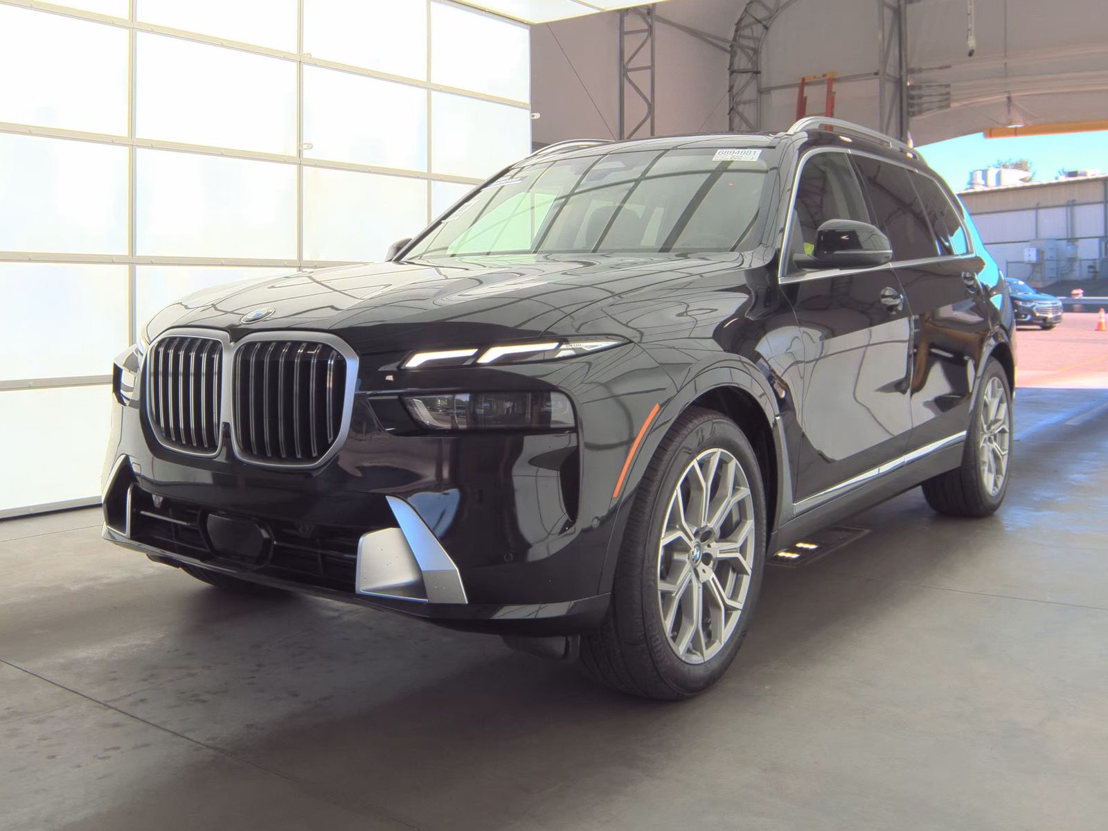 2025 BMW X7 xDrive40i AWD