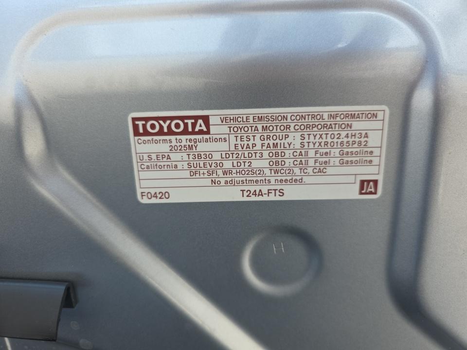 2025 Toyota Tacoma SR5 AWD