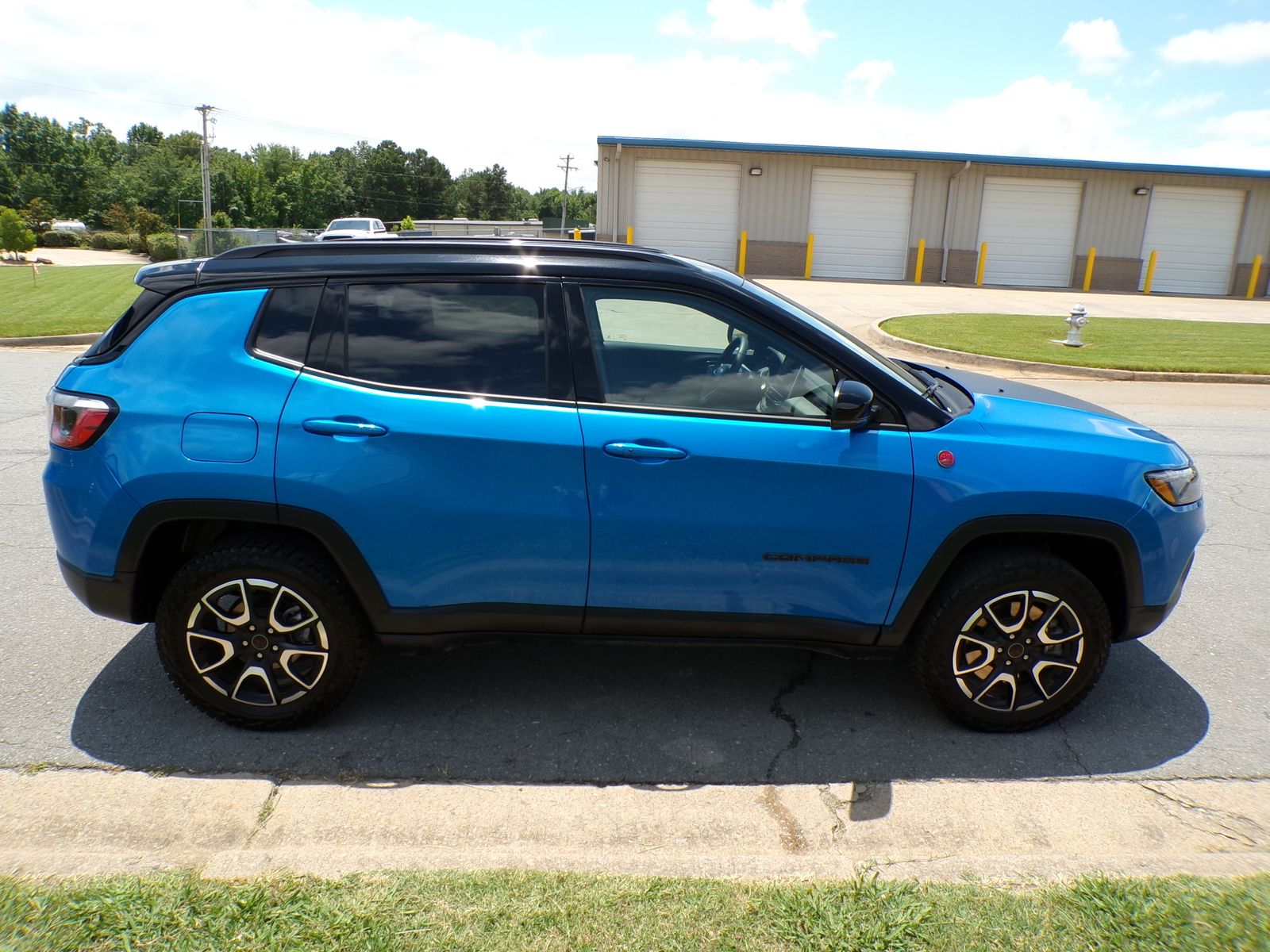 2025 Jeep Compass Trailhawk AWD