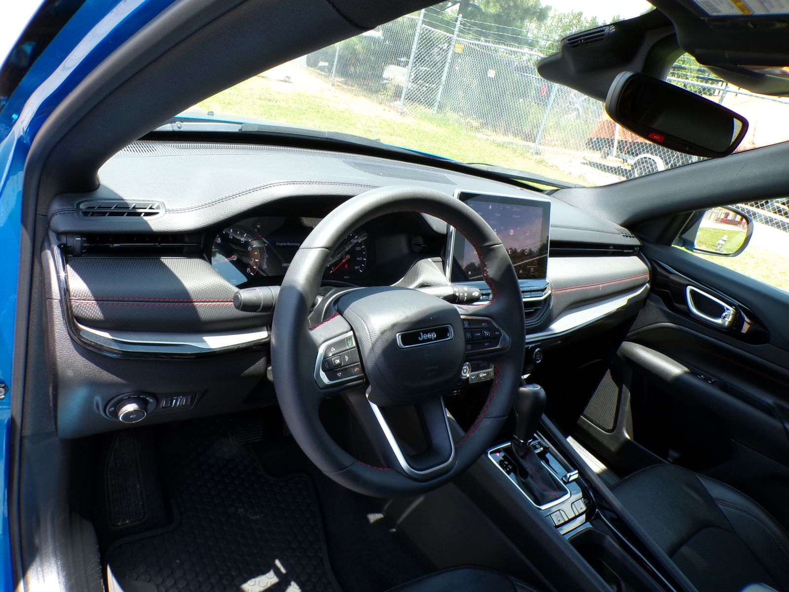 2025 Jeep Compass Trailhawk AWD