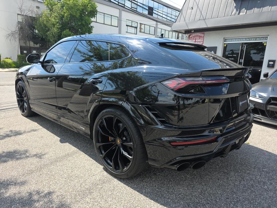 2023 Lamborghini Urus S AWD