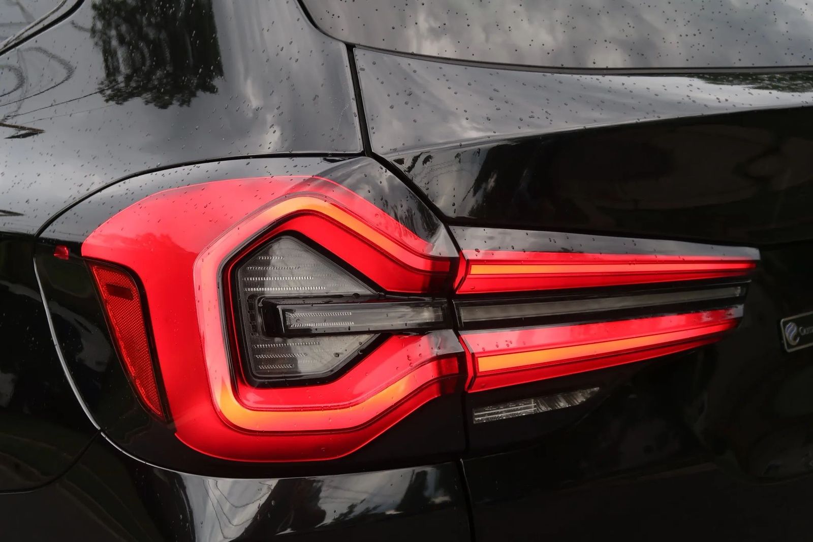 2023 BMW X3 M40i AWD