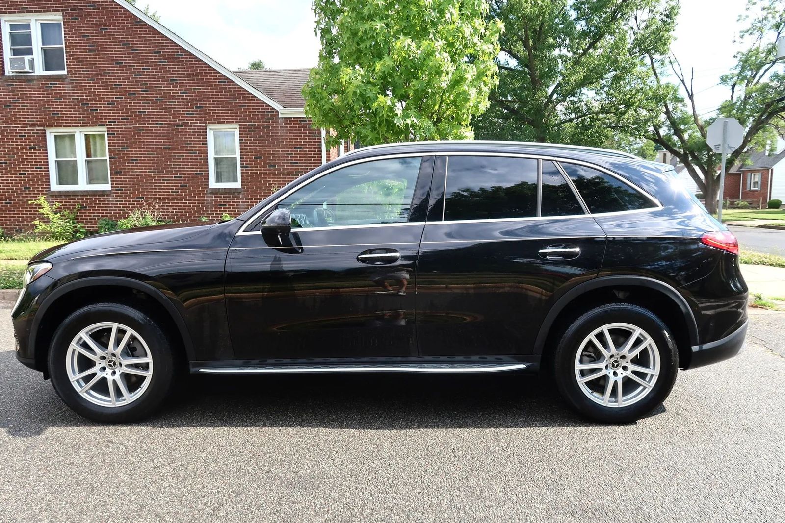 2023 Mercedes-Benz GLC GLC 300 AWD