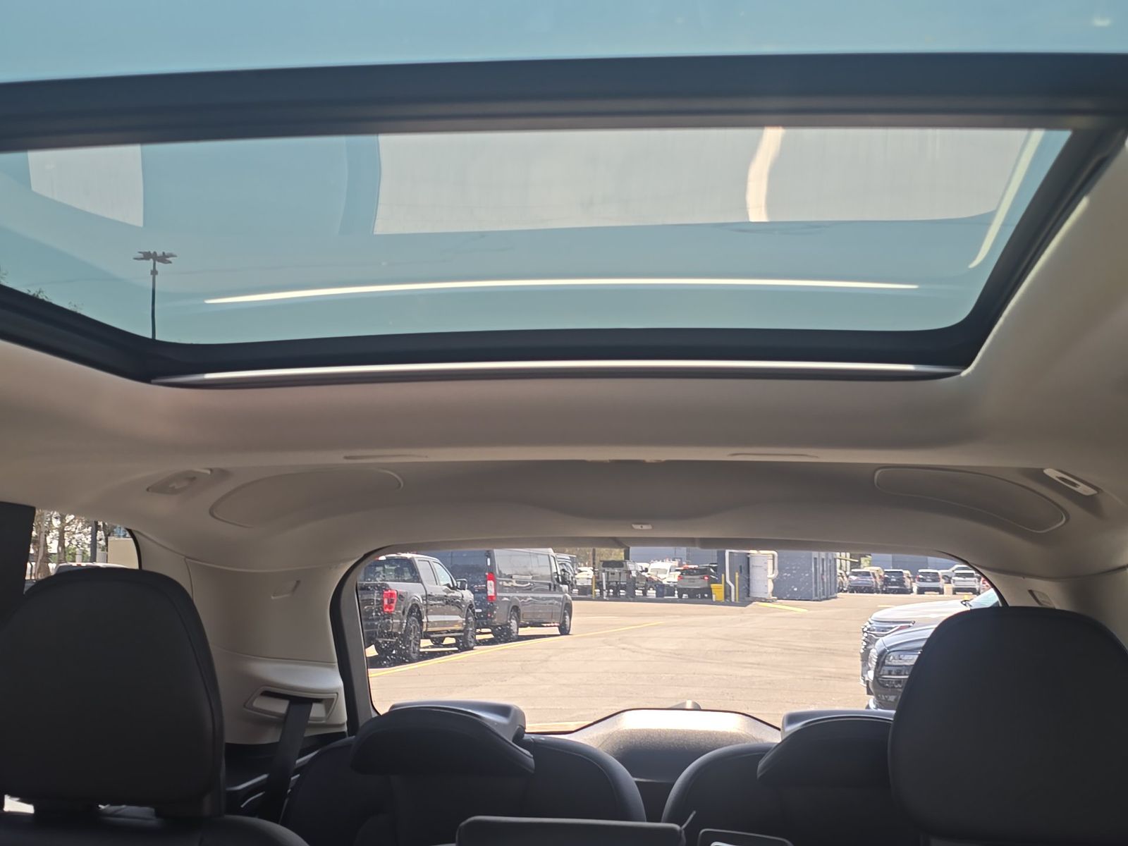 2023 Volvo XC90 B6 Plus AWD