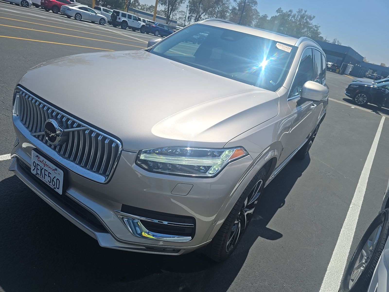 2023 Volvo XC90 B6 Plus AWD