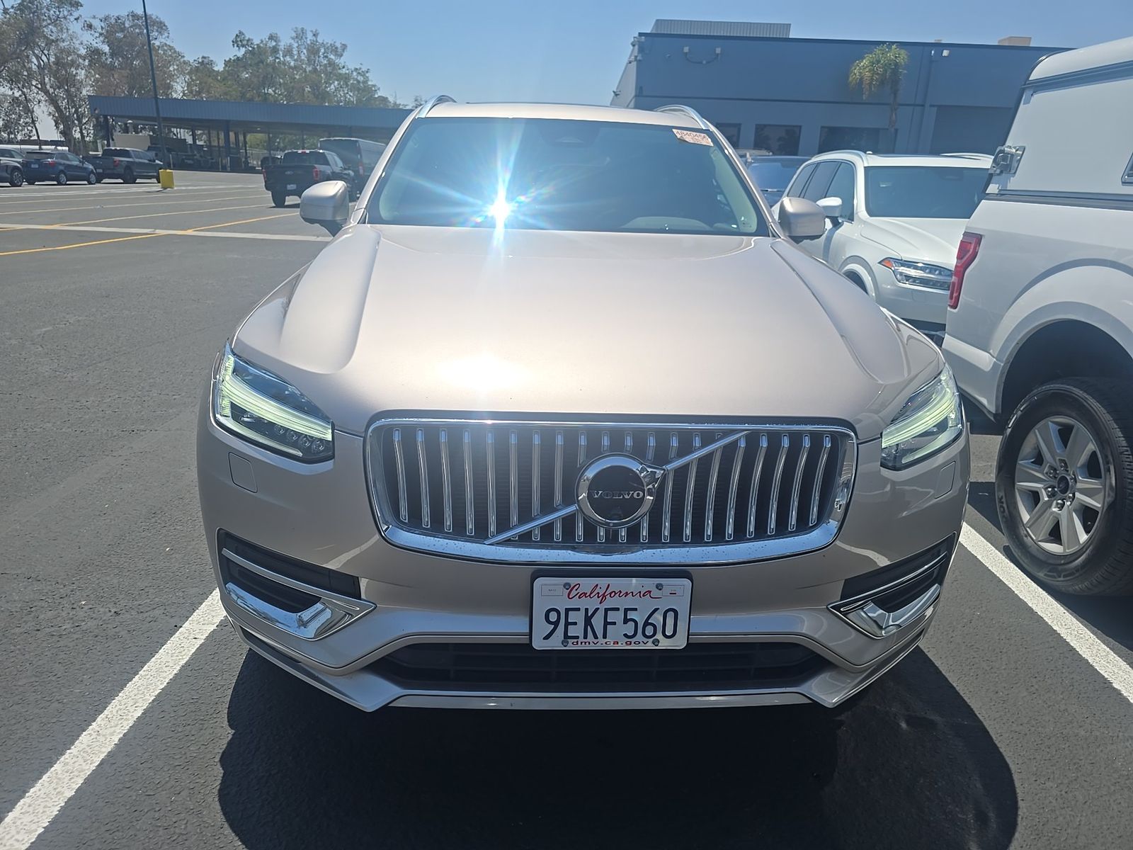 2023 Volvo XC90 B6 Plus AWD