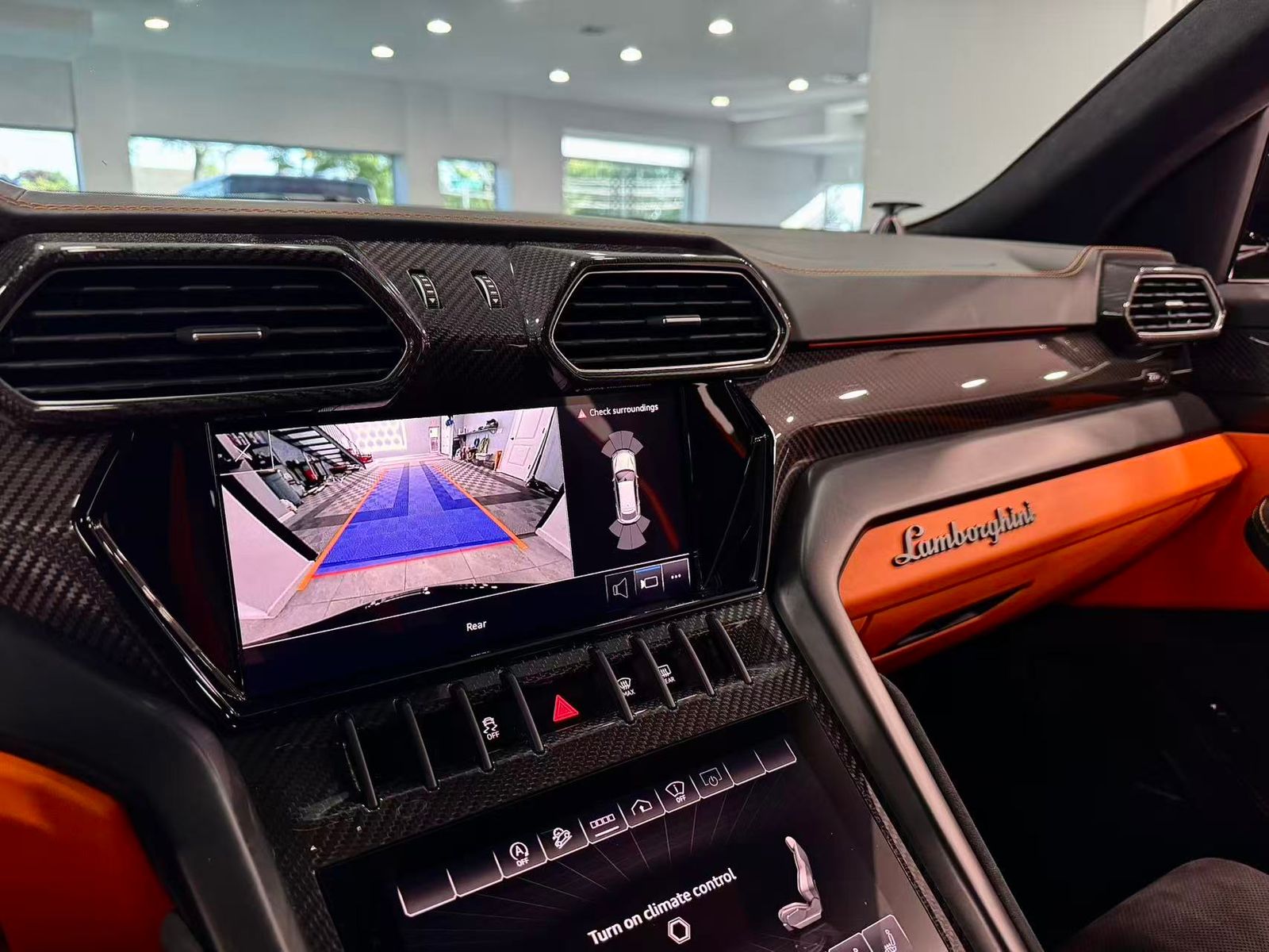 2023 Lamborghini Urus S AWD