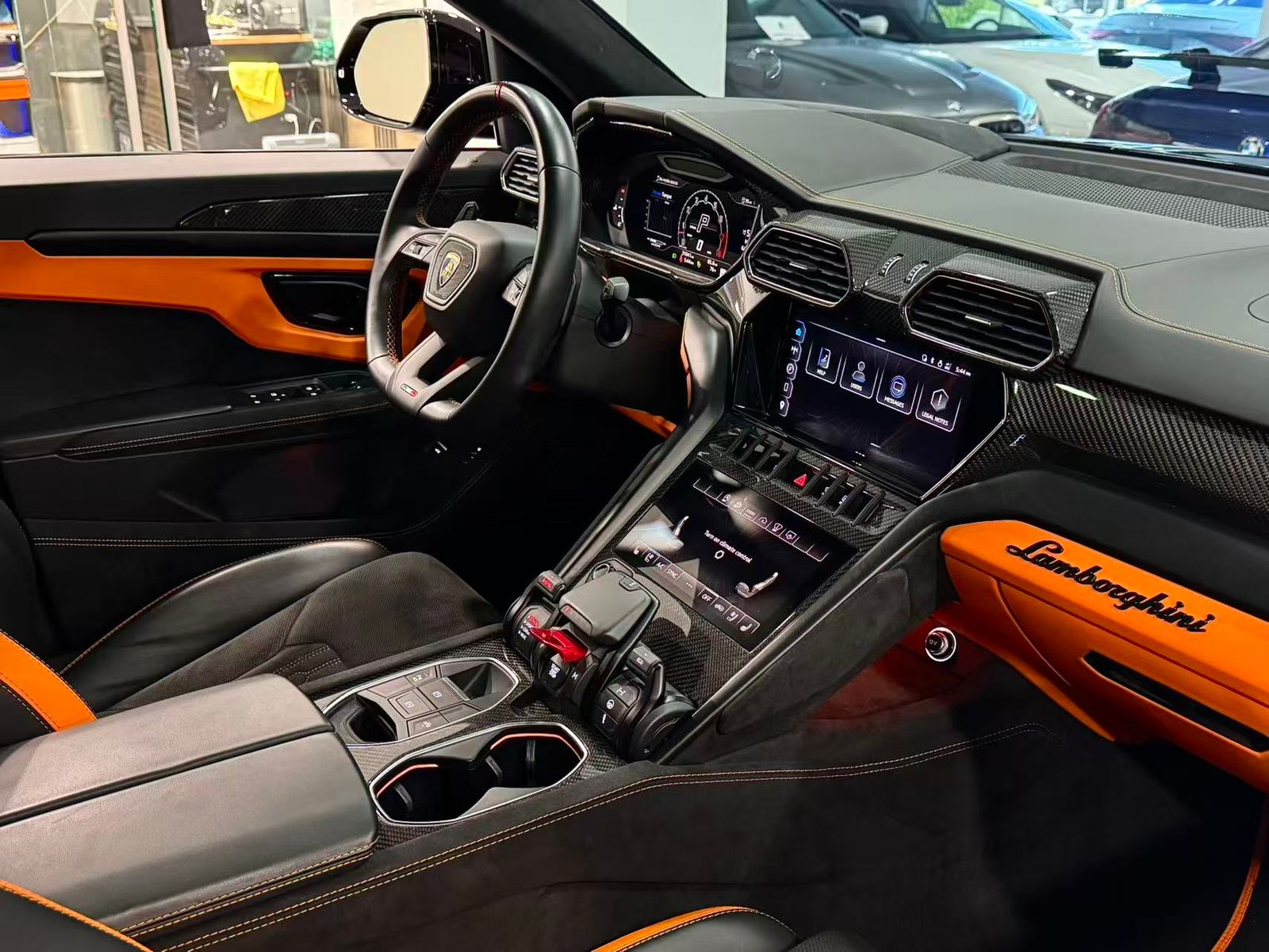 2023 Lamborghini Urus S AWD