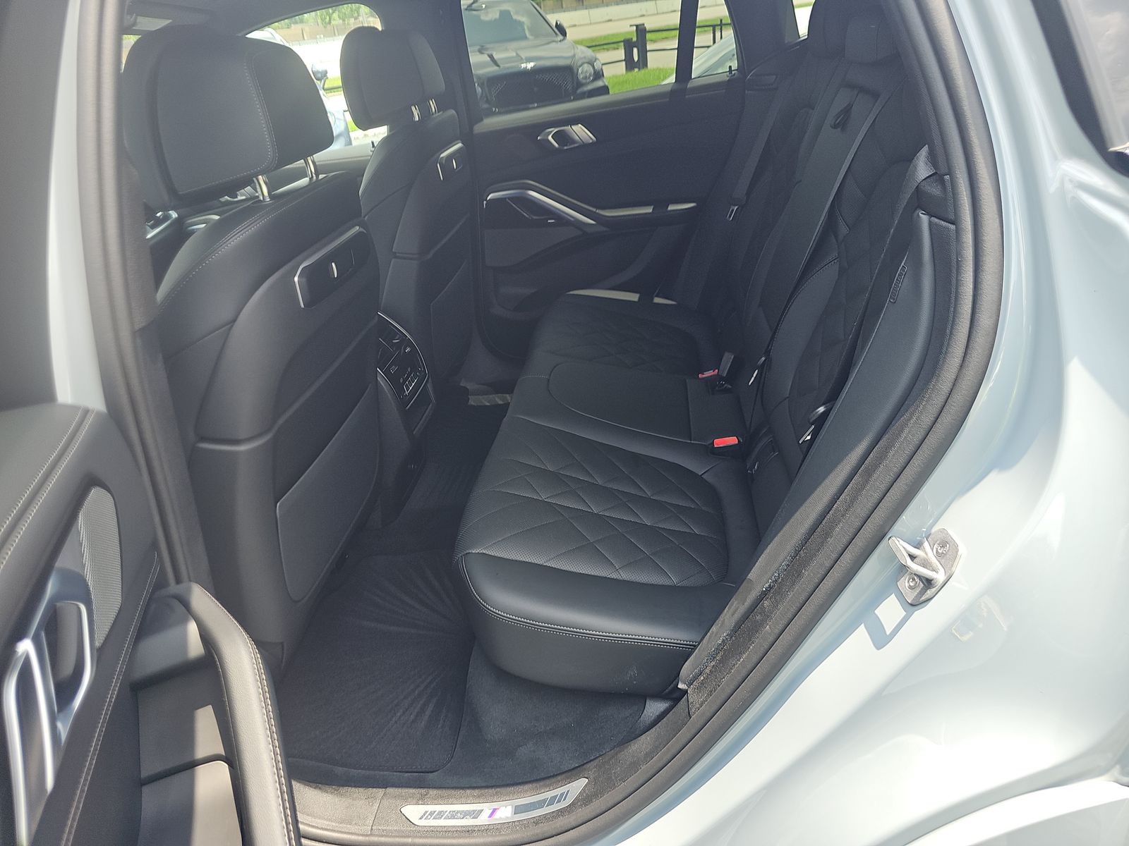 2025 BMW X6 xDrive40i AWD