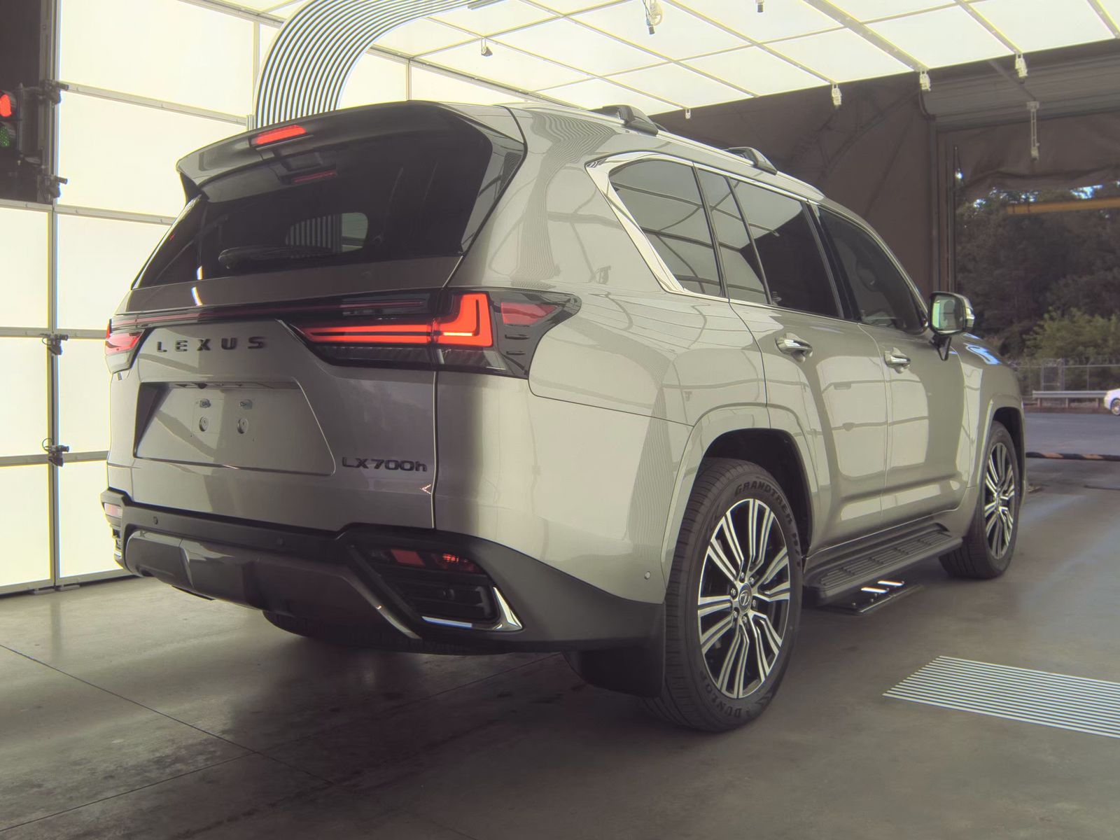 2026 Lexus LX LX 700h Luxury AWD