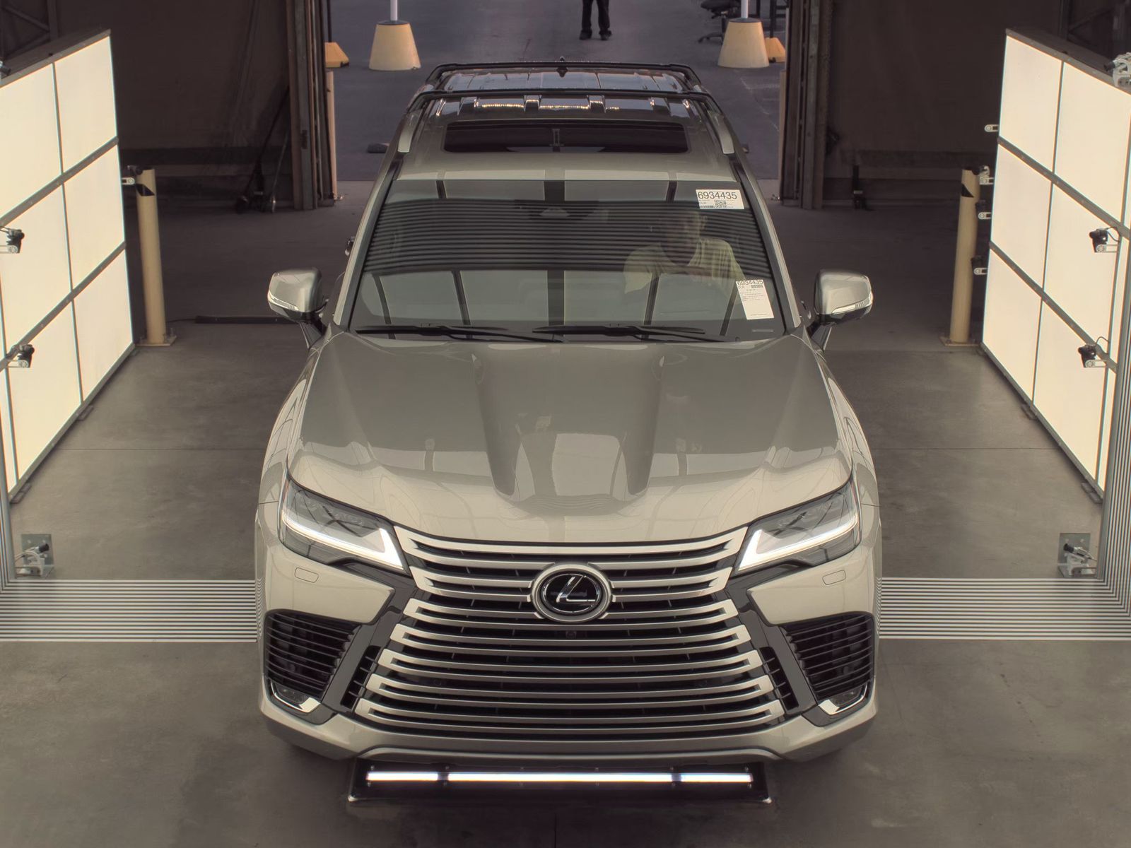 2026 Lexus LX LX 700h Luxury AWD