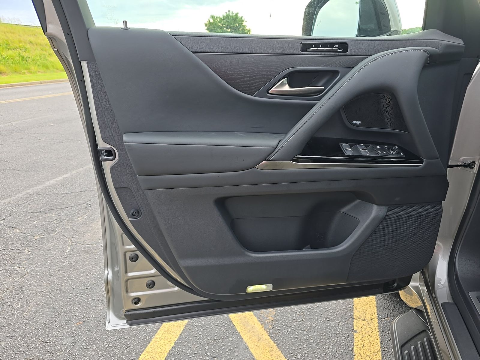 2026 Lexus LX LX 700h Luxury AWD