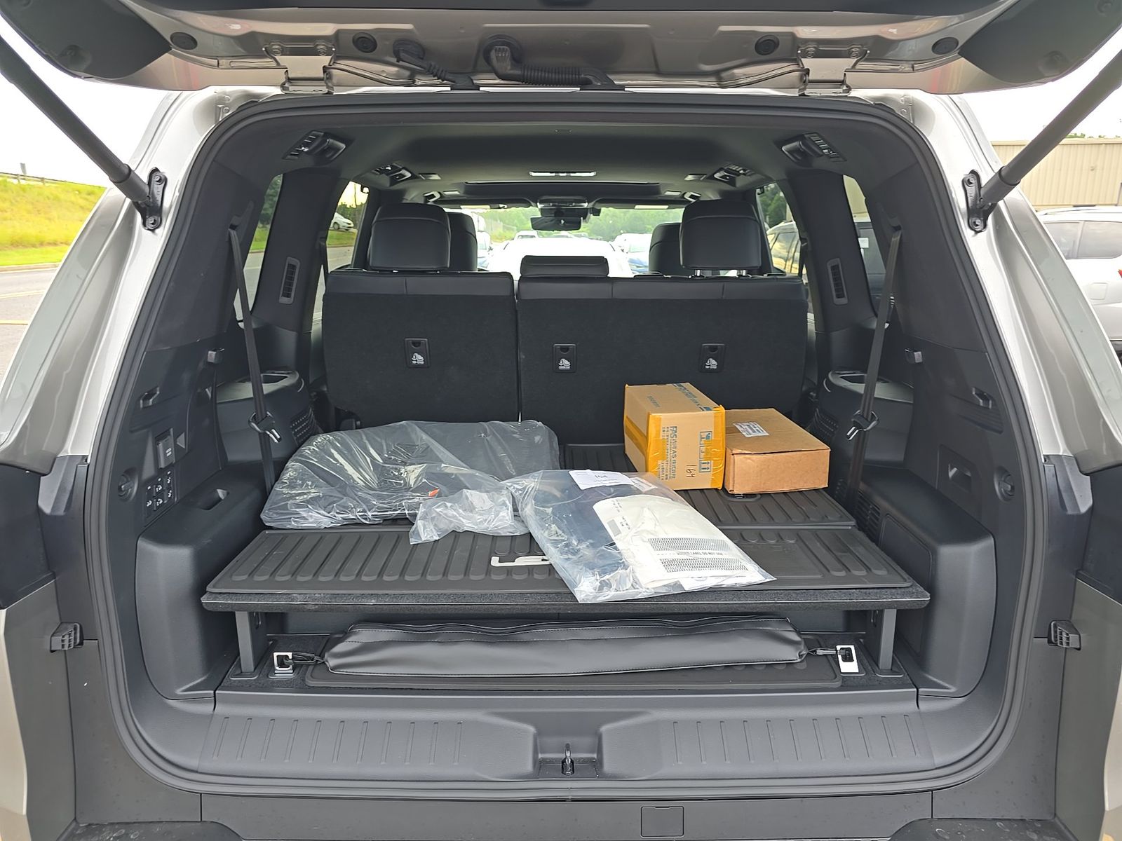2026 Lexus LX LX 700h Luxury AWD