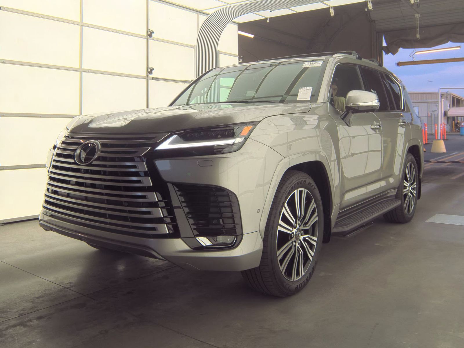 2026 Lexus LX LX 700h Luxury AWD