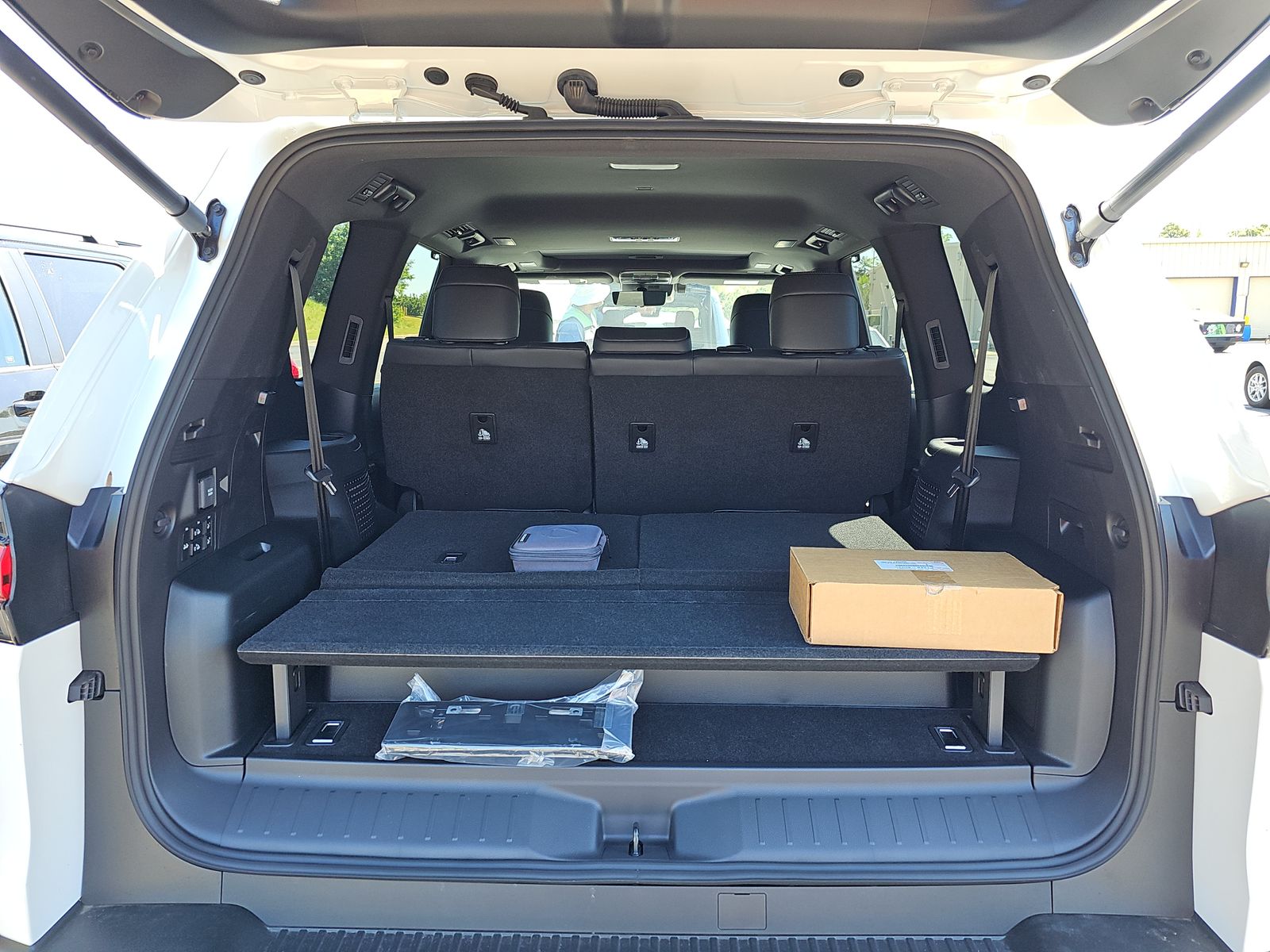 2025 Lexus LX LX 700h Luxury AWD