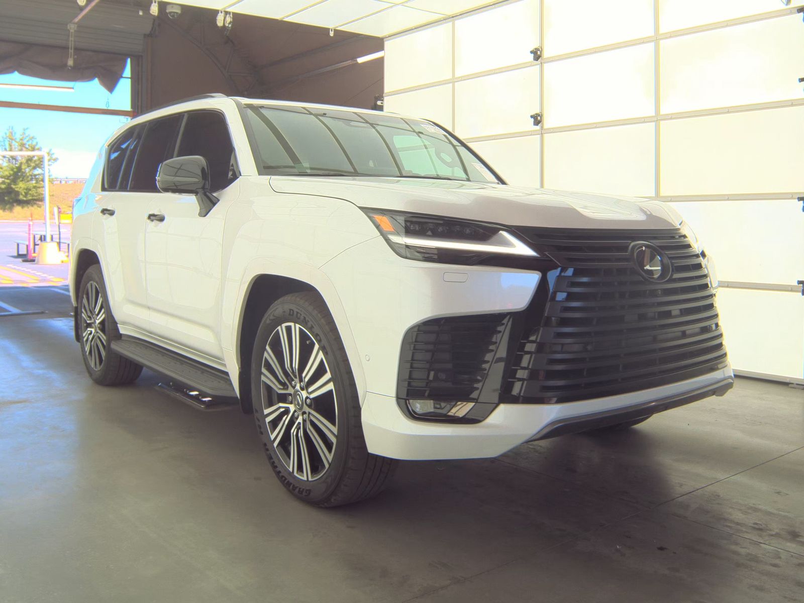 2025 Lexus LX LX 700h Luxury AWD