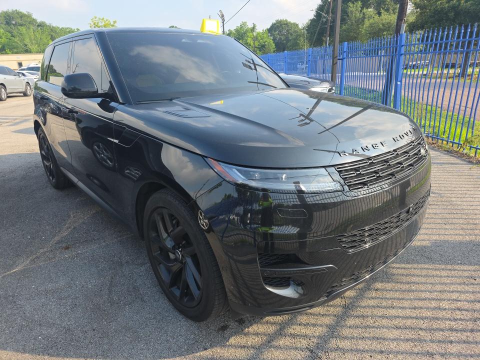 2025 Land Rover Range Rover Sport SE AWD