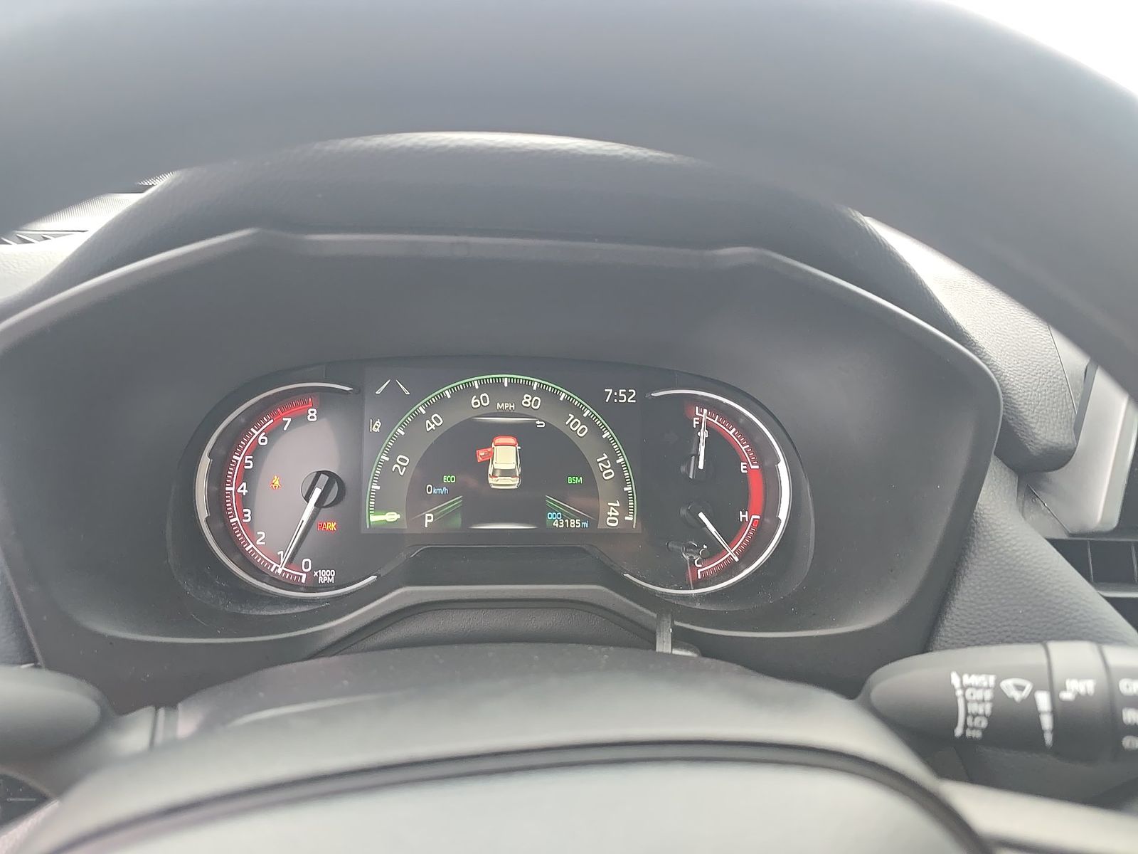 2025 Toyota RAV4 XLE FWD