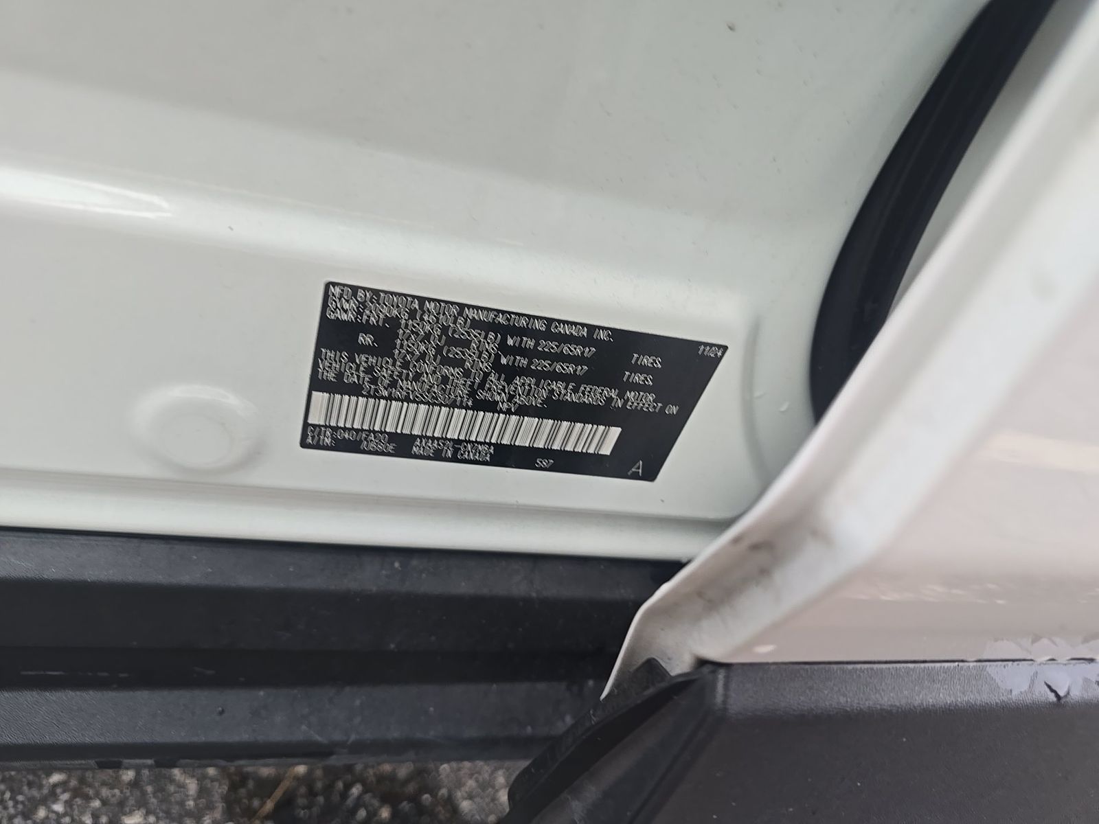 2025 Toyota RAV4 XLE FWD