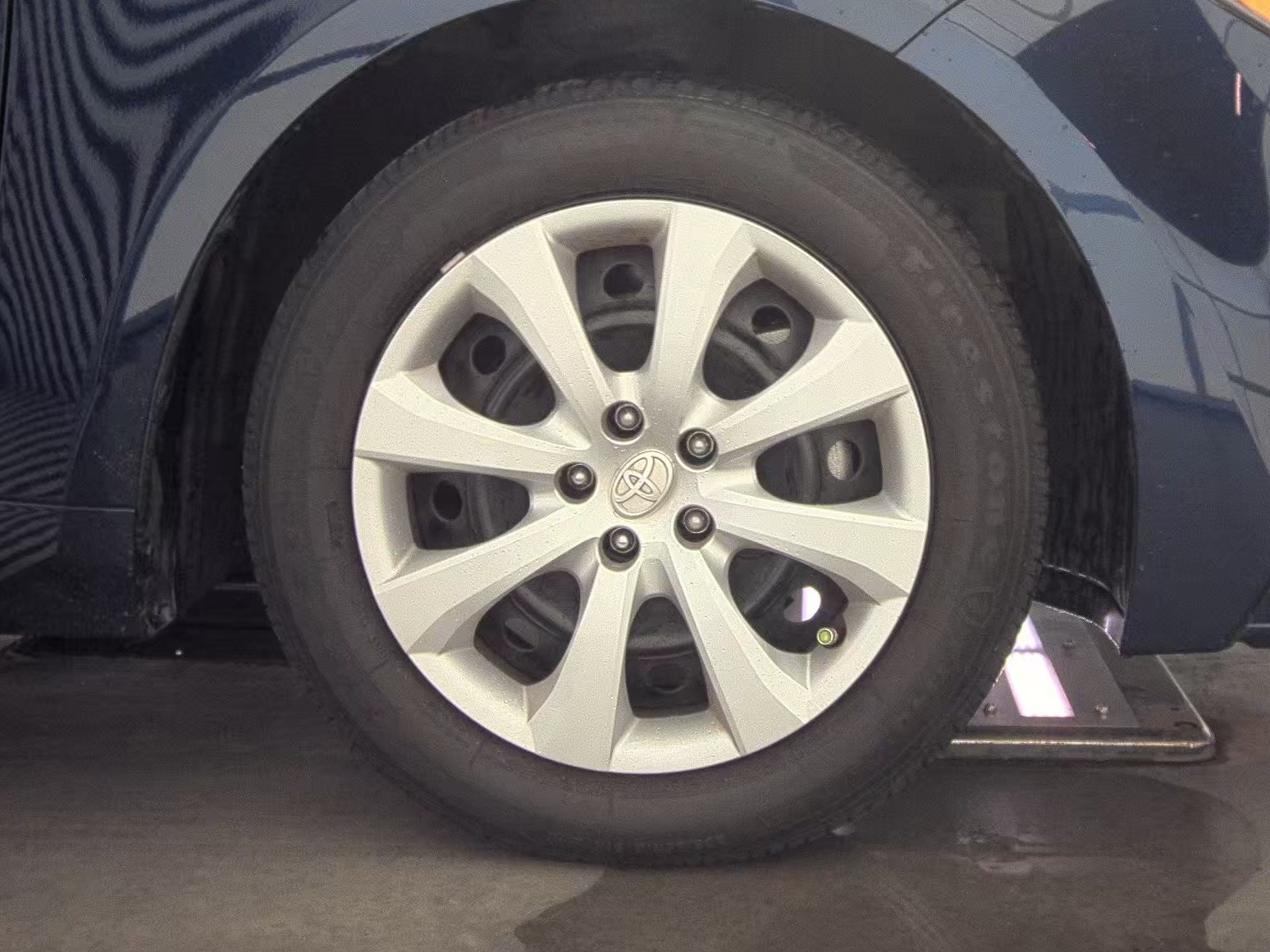 2024 Toyota Corolla LE FWD