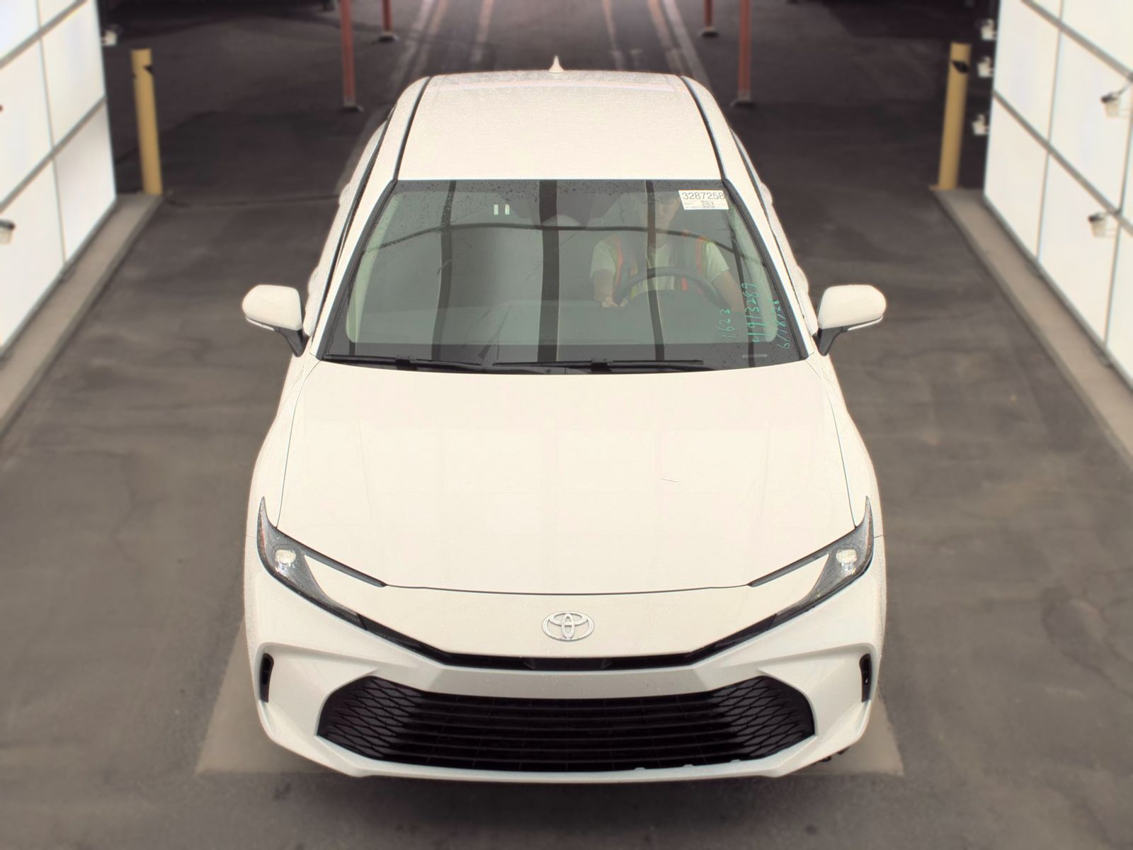 2025 Toyota Camry LE FWD