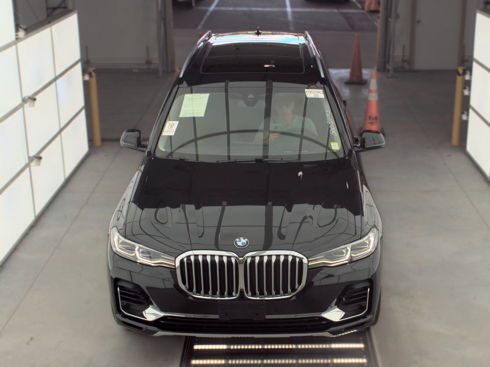 2022 BMW X7 xDrive40i AWD