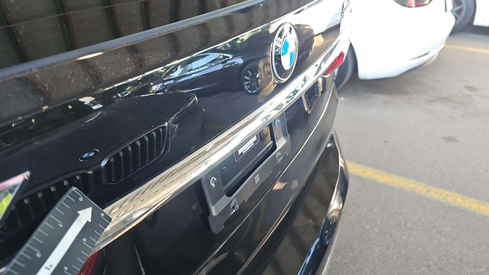 2022 BMW X7 xDrive40i AWD