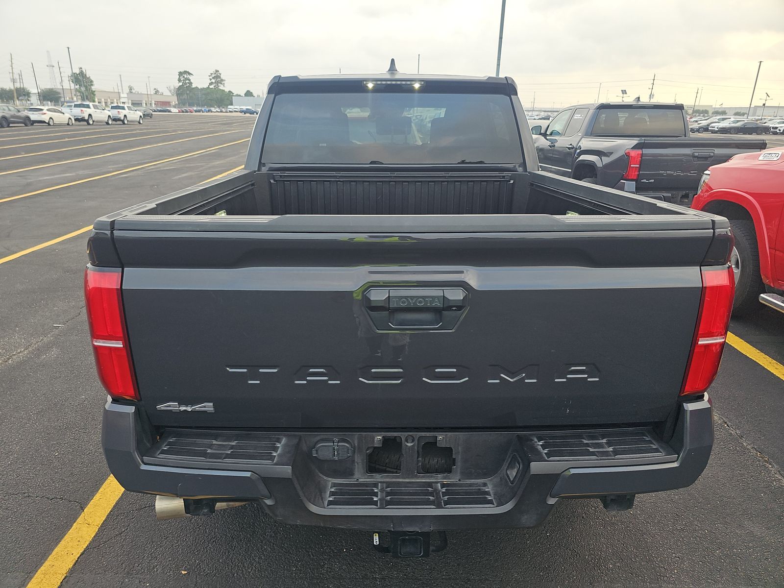 2025 Toyota Tacoma SR5 AWD
