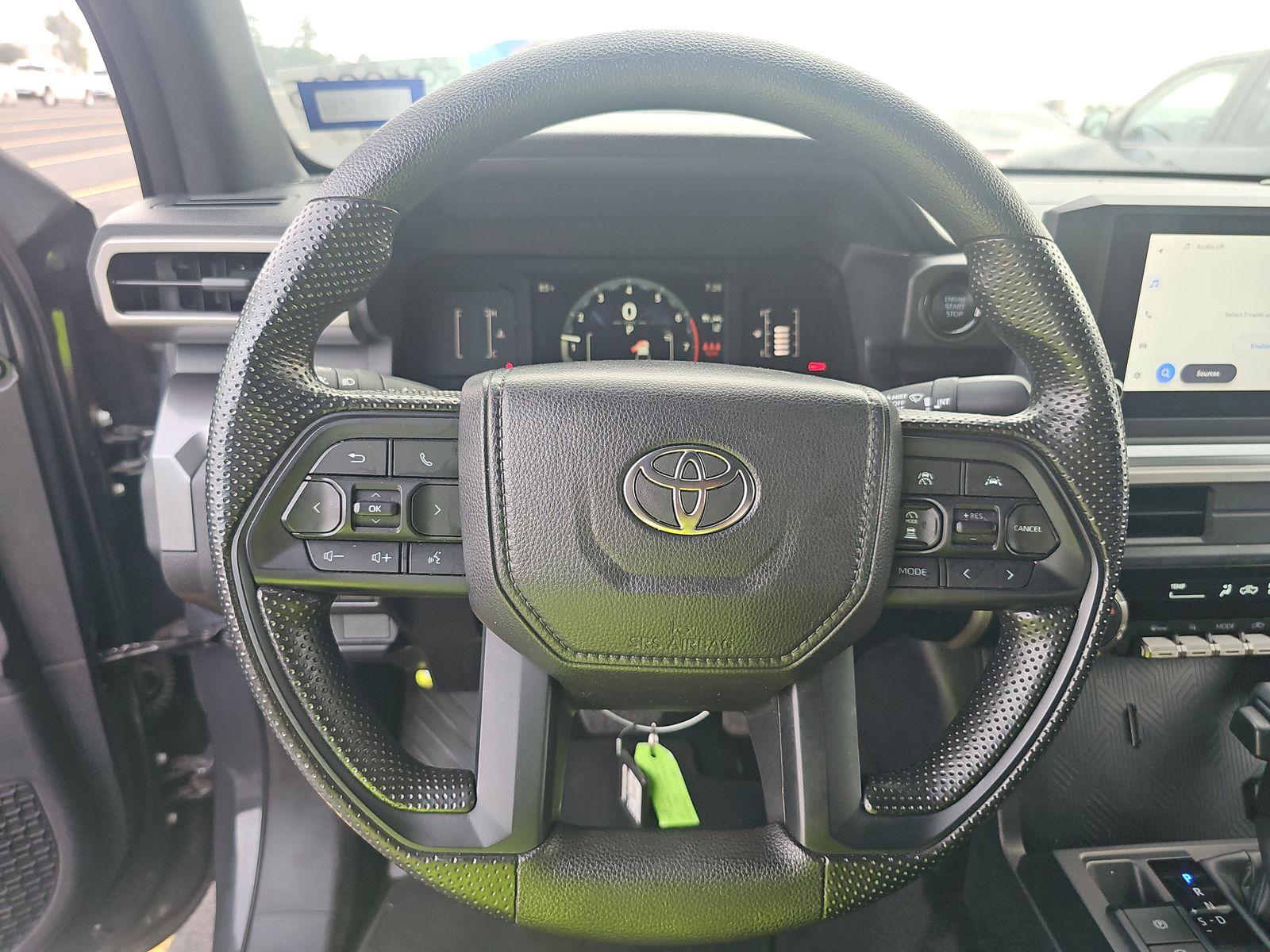2025 Toyota Tacoma SR5 AWD
