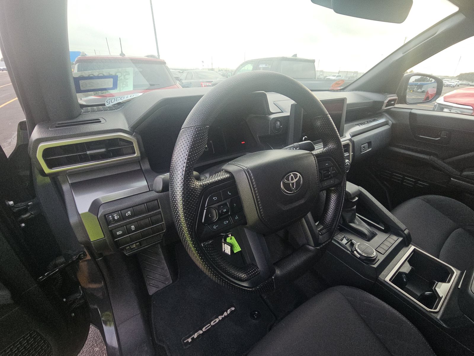 2025 Toyota Tacoma SR5 AWD