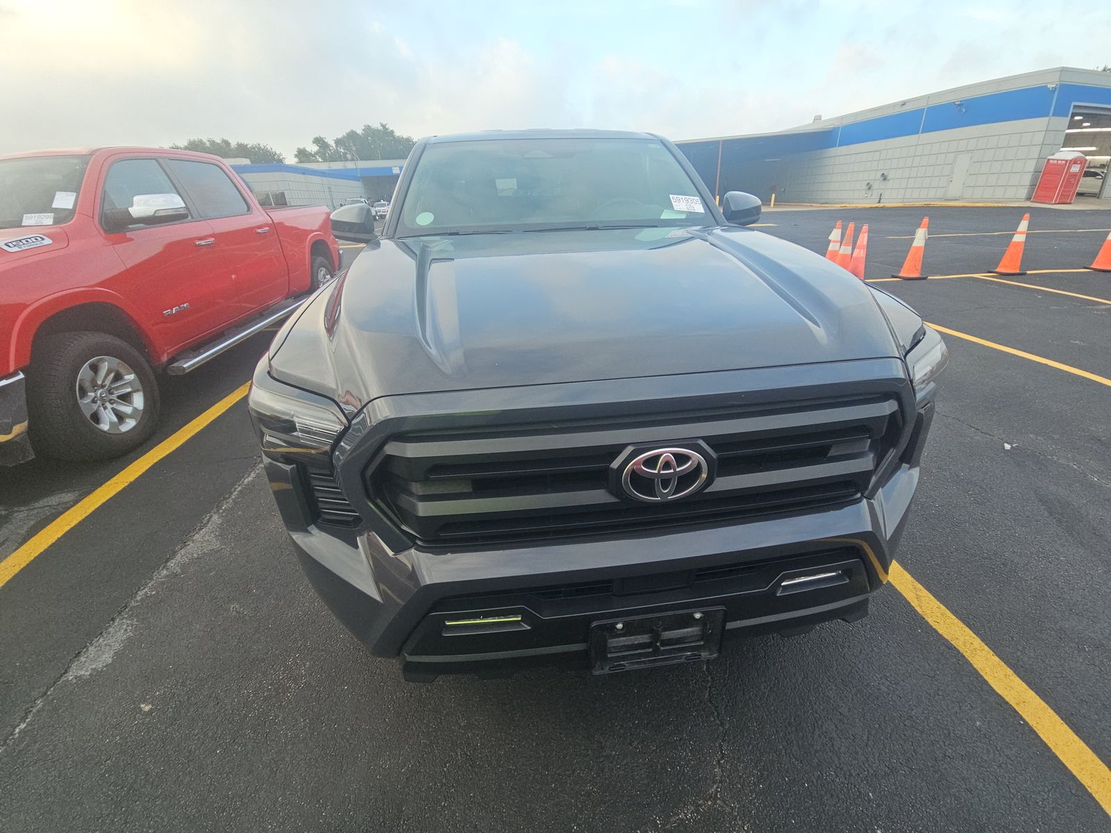 2025 Toyota Tacoma SR5 AWD