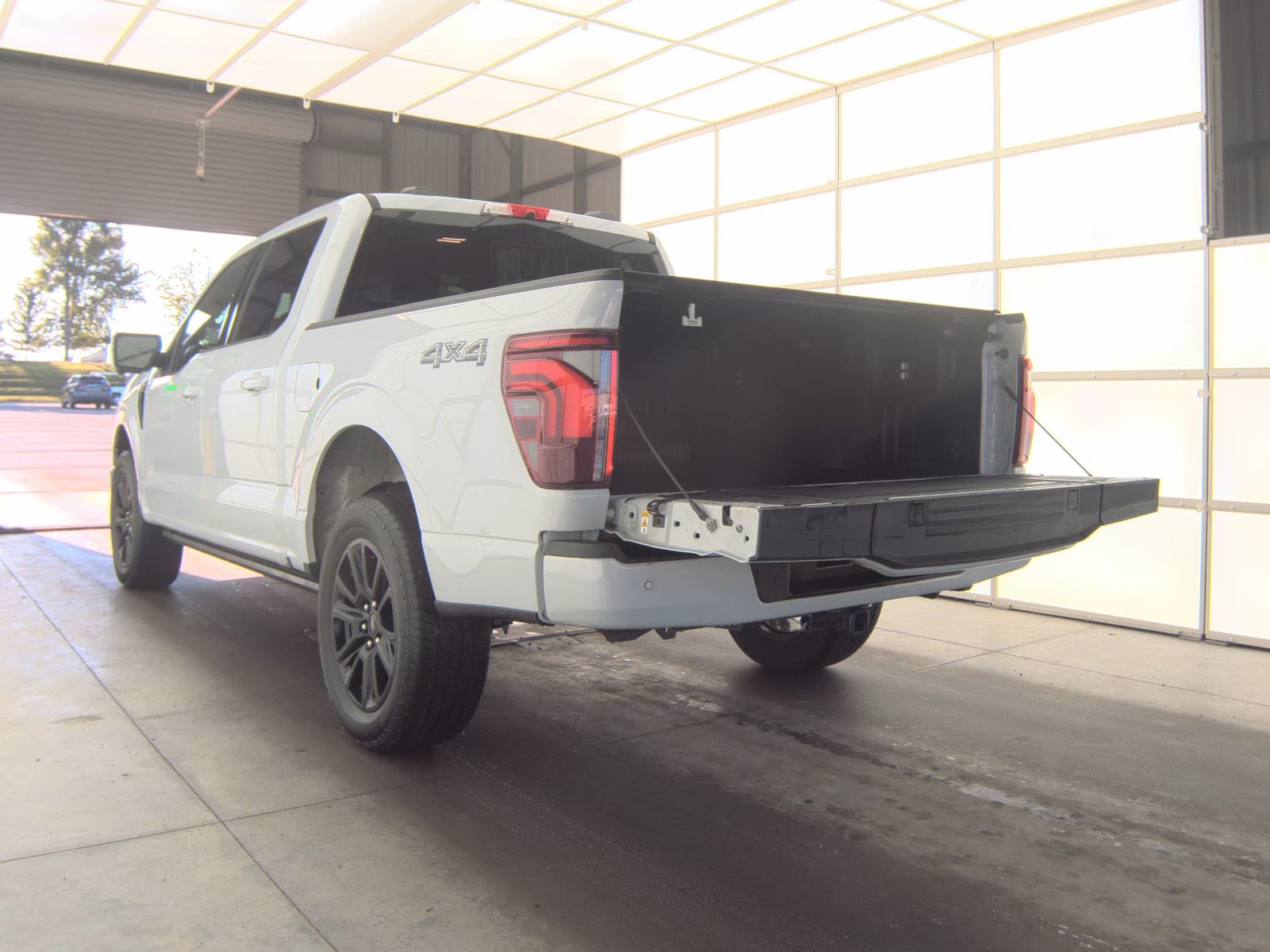 2025 Ford F-150 Platinum AWD