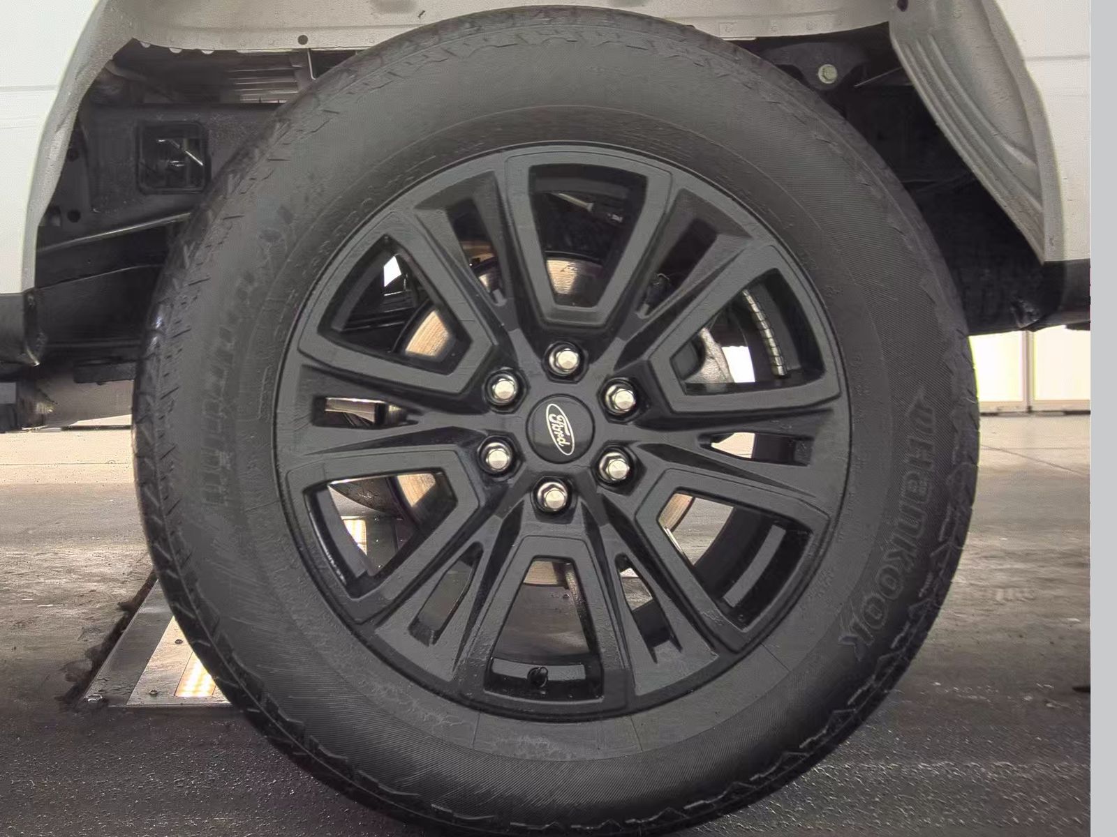 2025 Ford F-150 Platinum AWD