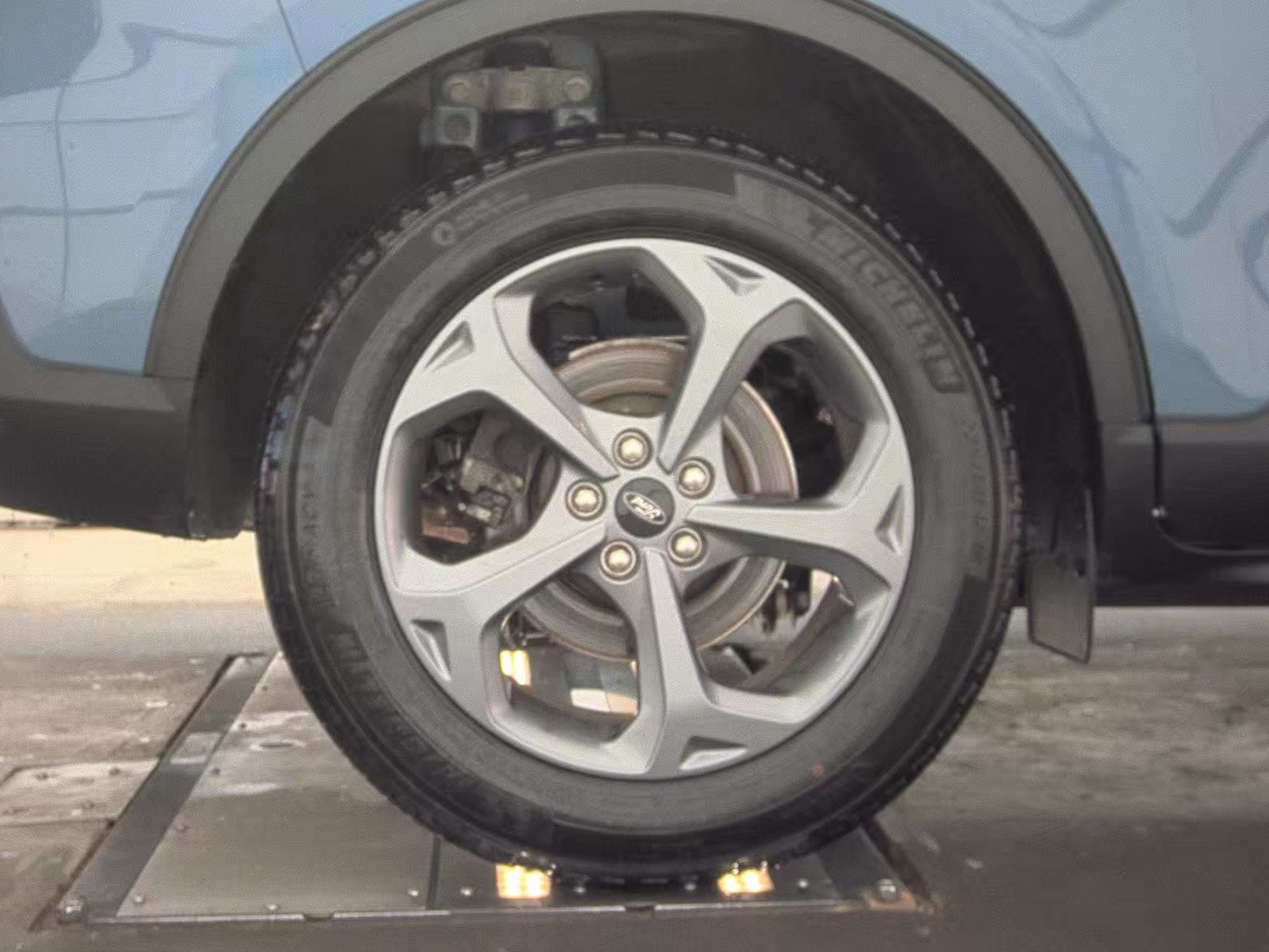 2025 Ford Escape Hybrid ST-Line Select AWD