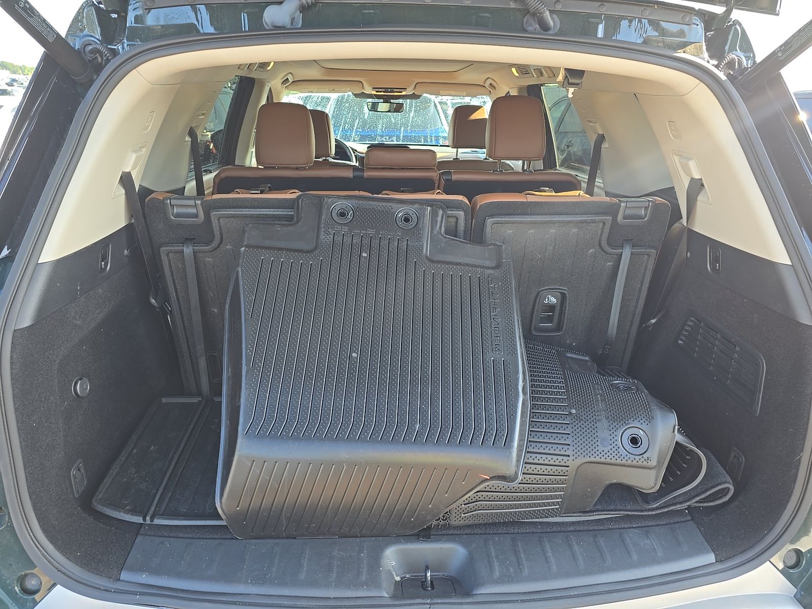 2024 Nissan Pathfinder Platinum AWD