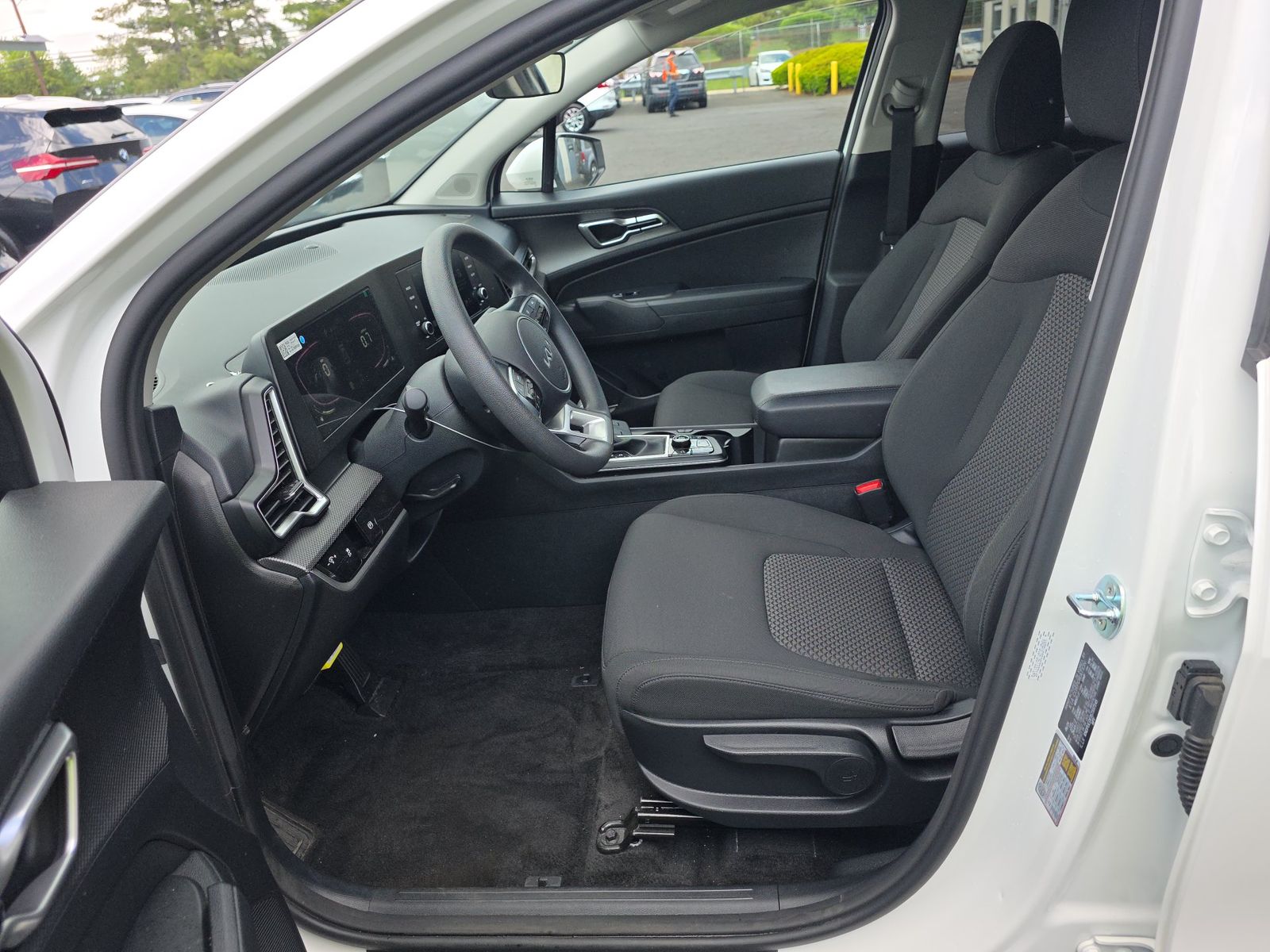 2025 Kia Sportage LX AWD