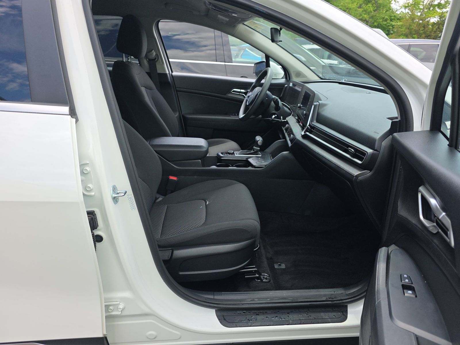 2025 Kia Sportage LX AWD