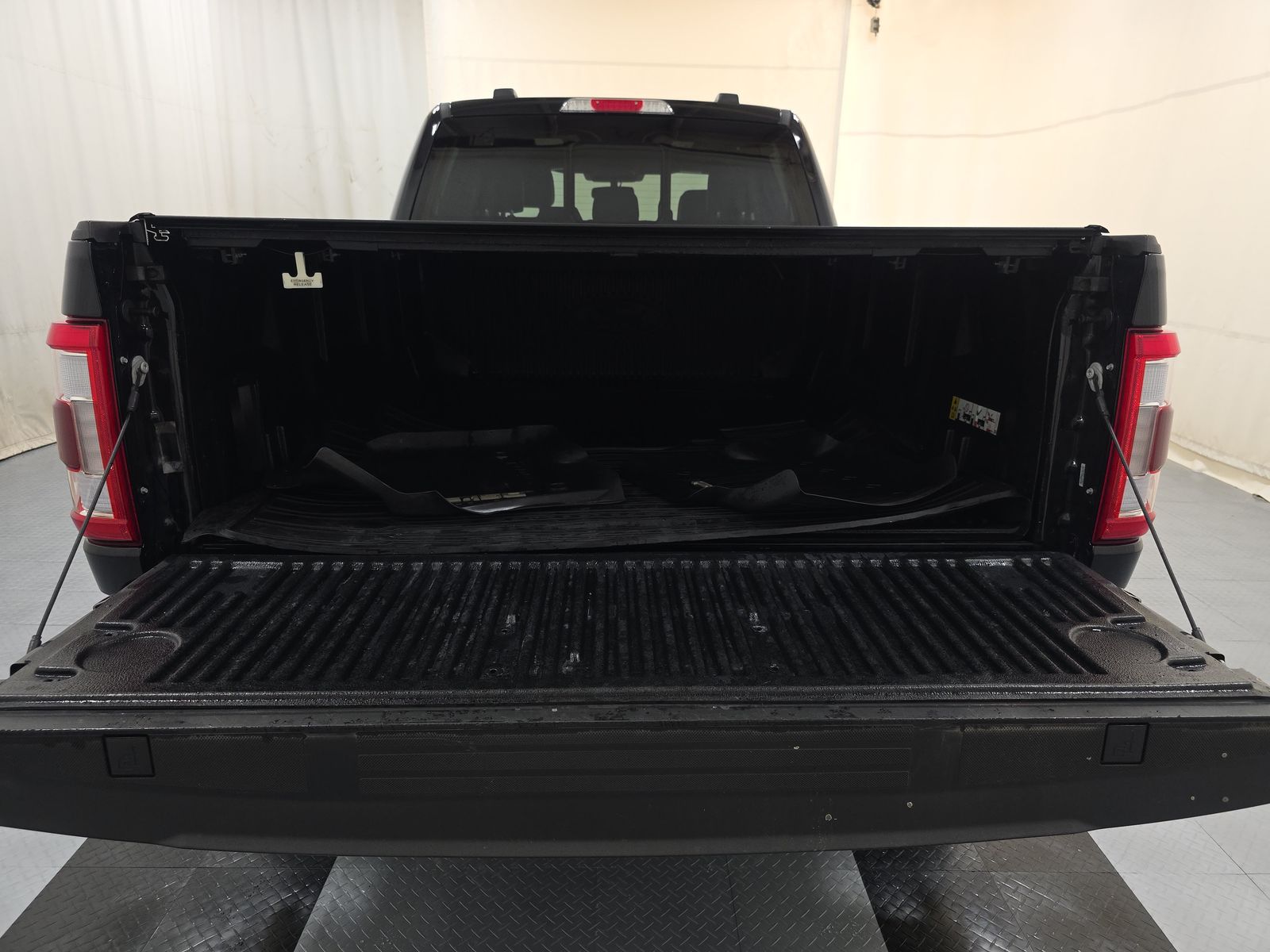 2022 Ford F-150 Hybrid Lariat AWD