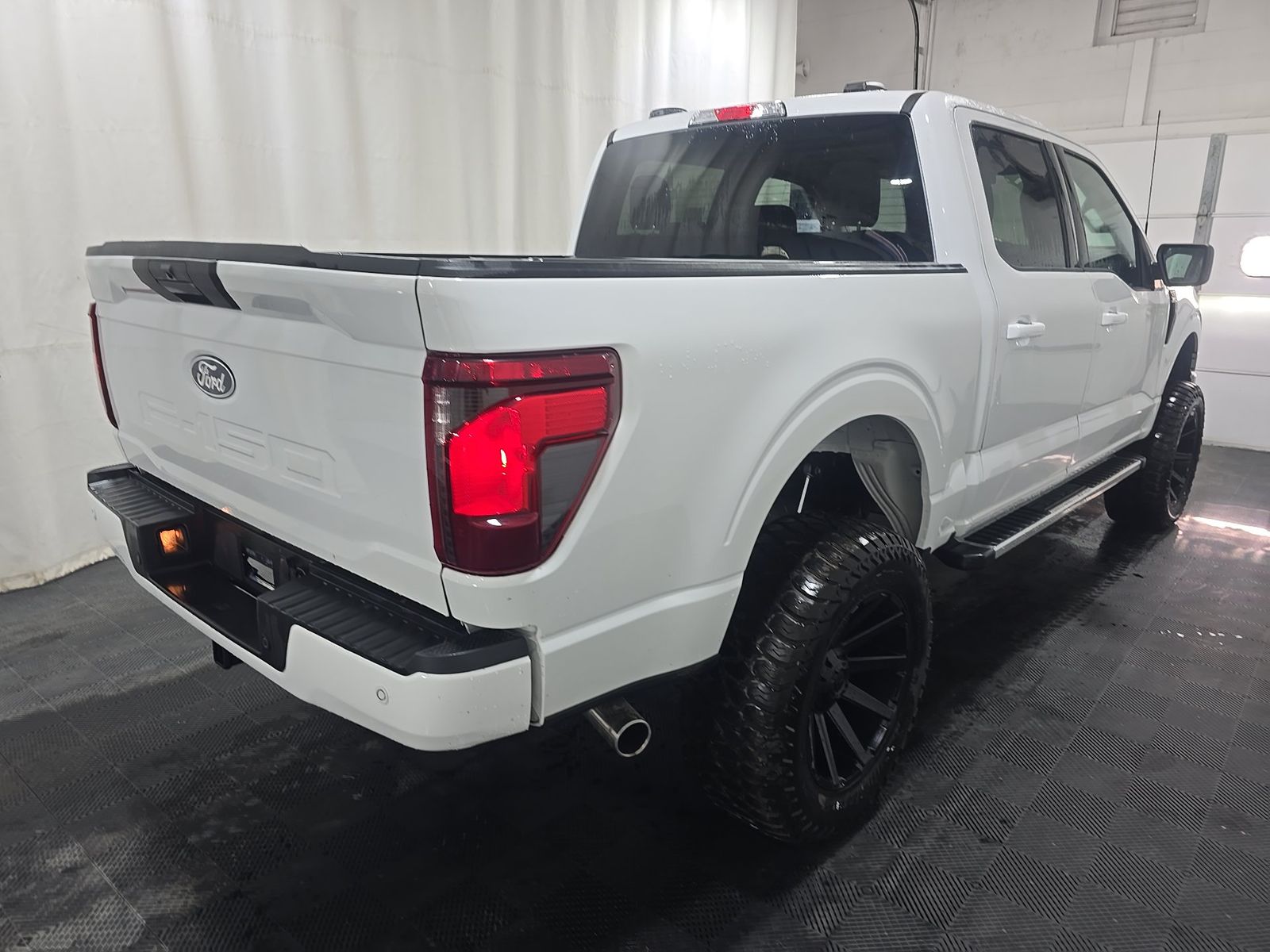 2025 Ford F-150 XLT AWD
