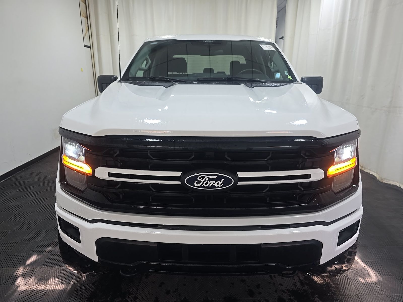 2025 Ford F-150 XLT AWD