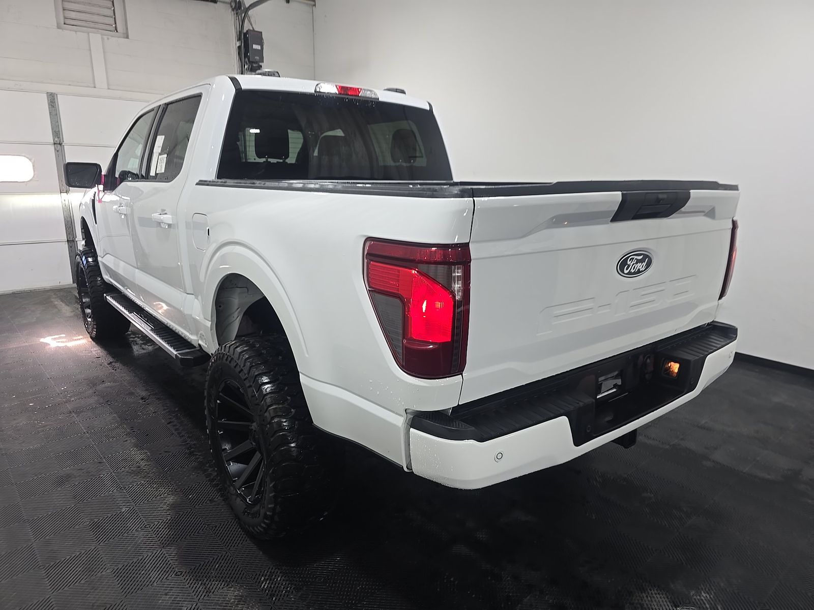 2025 Ford F-150 XLT AWD