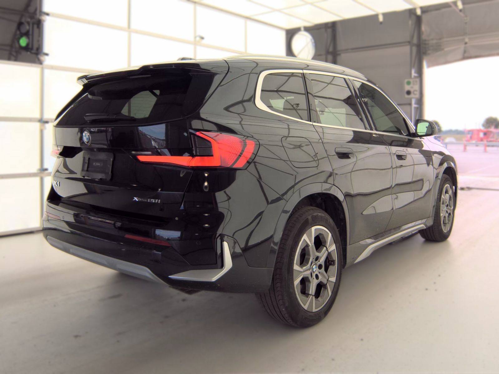 2025 BMW X1 xDrive28i AWD