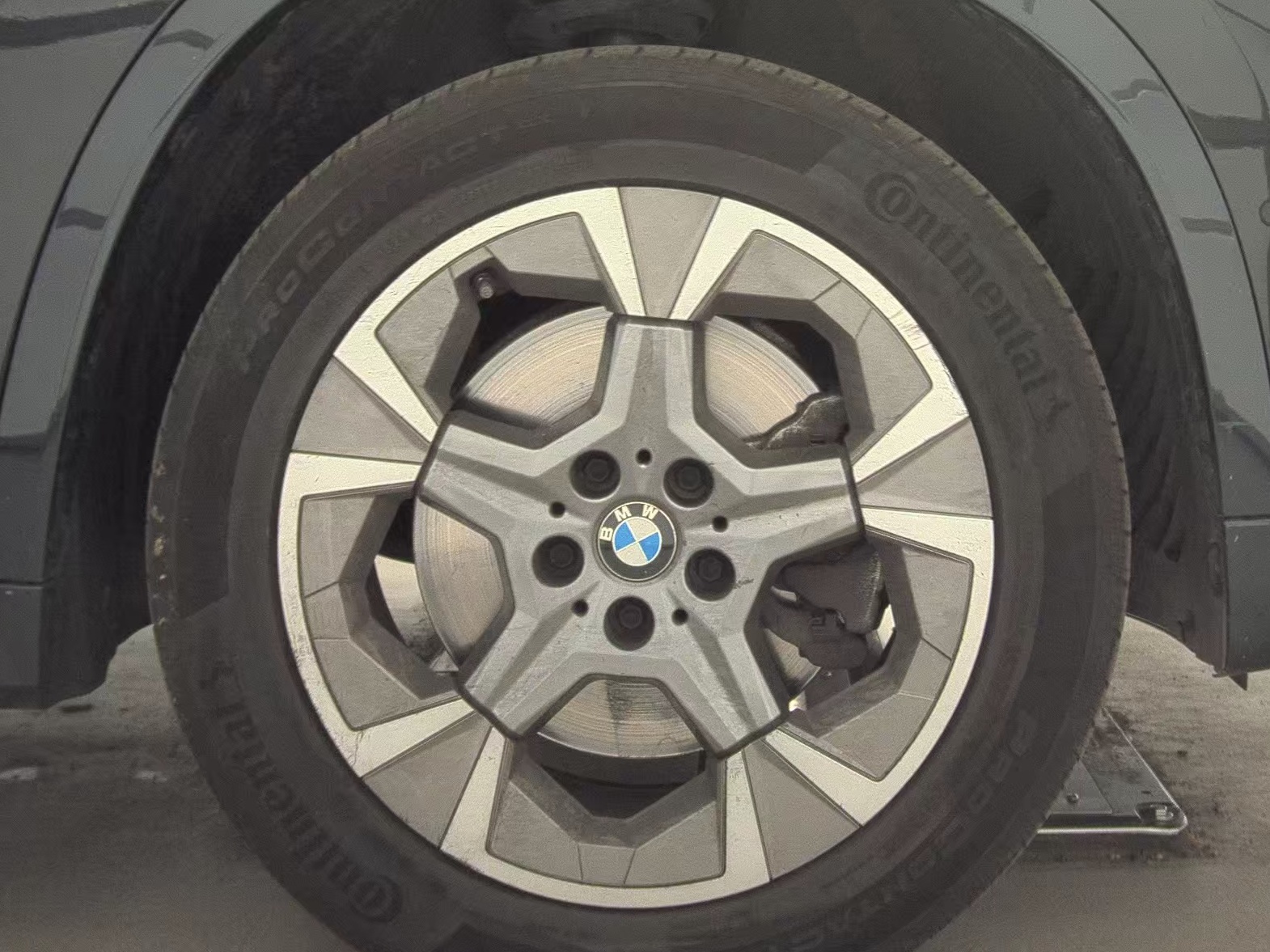 2025 BMW X1 xDrive28i AWD